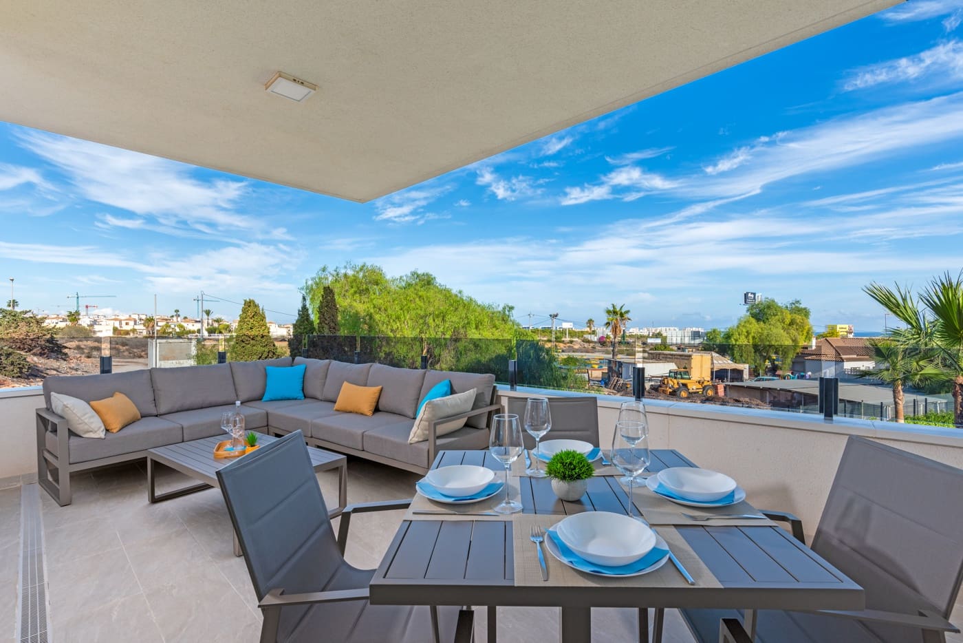 2 bedroom Apartment for holiday rental in Playa Flamenca with pool garage - € 693 (Ref: 8754819)