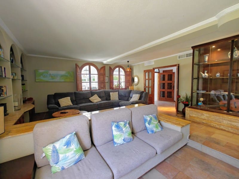 6 soveværelse Villa til salg i Valverde - € 1.250.000 (Ref: 8776012)