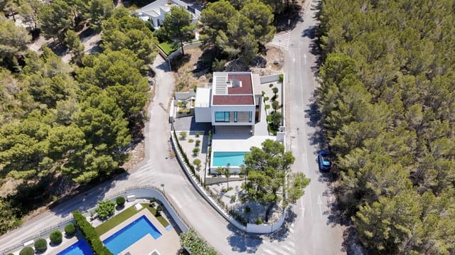 4 bedroom Villa for sale in Moraira, Teulada-Moraira with pool - € 1,585,000 (Ref: 8778100)