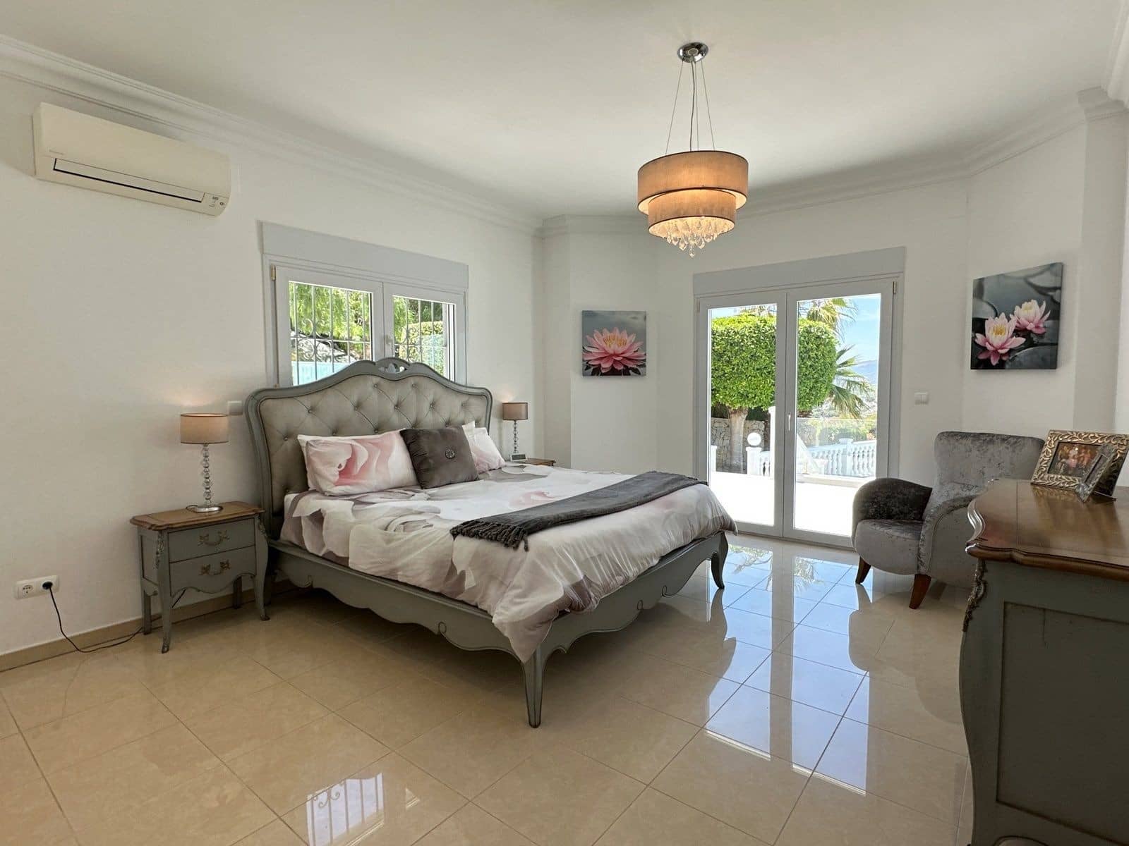 4 slaapkamer Villa te koop in Moraira met zwembad - € 1.195.000 (Ref: 8781975)