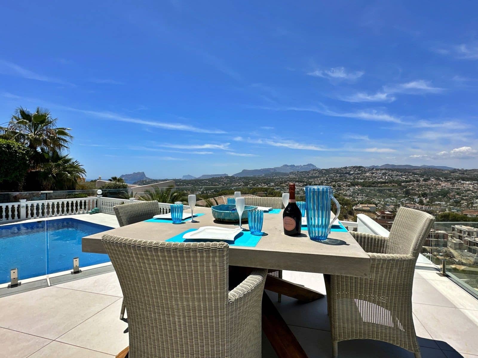 4 slaapkamer Villa te koop in Moraira met zwembad - € 1.195.000 (Ref: 8781975)