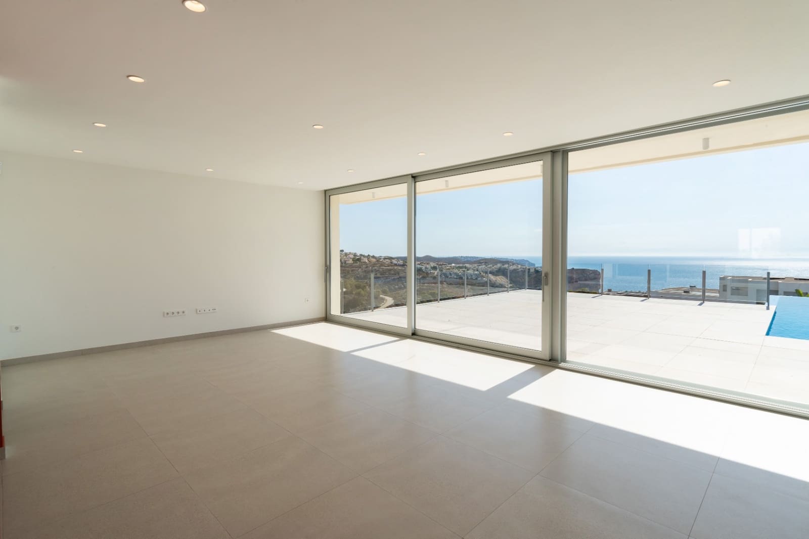 4 slaapkamer Villa te koop in Moraira met zwembad - € 1.595.000 (Ref: 8784385)