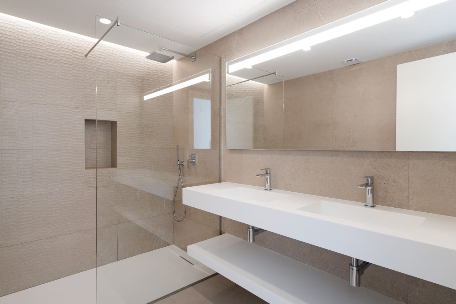 4 slaapkamer Villa te koop in Moraira met zwembad - € 1.595.000 (Ref: 8784385)