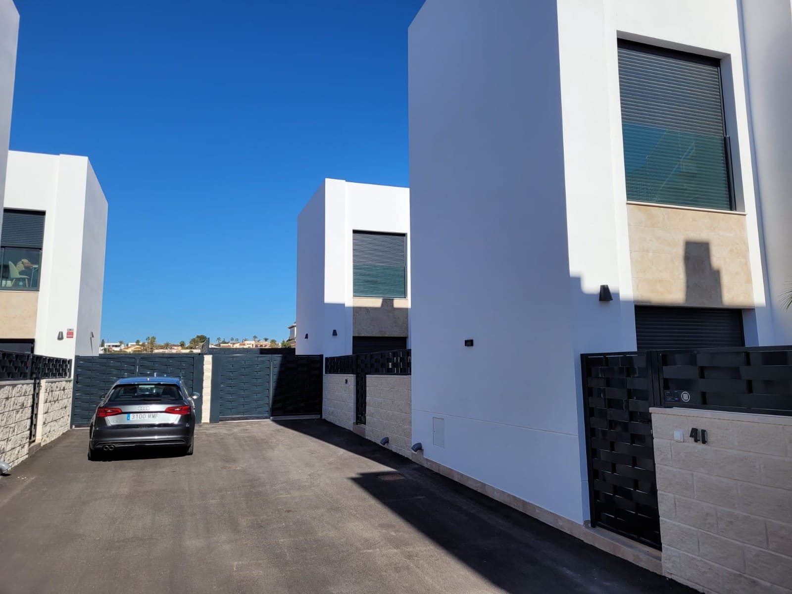 3 slaapkamer Villa voor vakantieverhuur in Ciudad Quesada met zwembad garage - € 1.085 (Ref: 8786960)