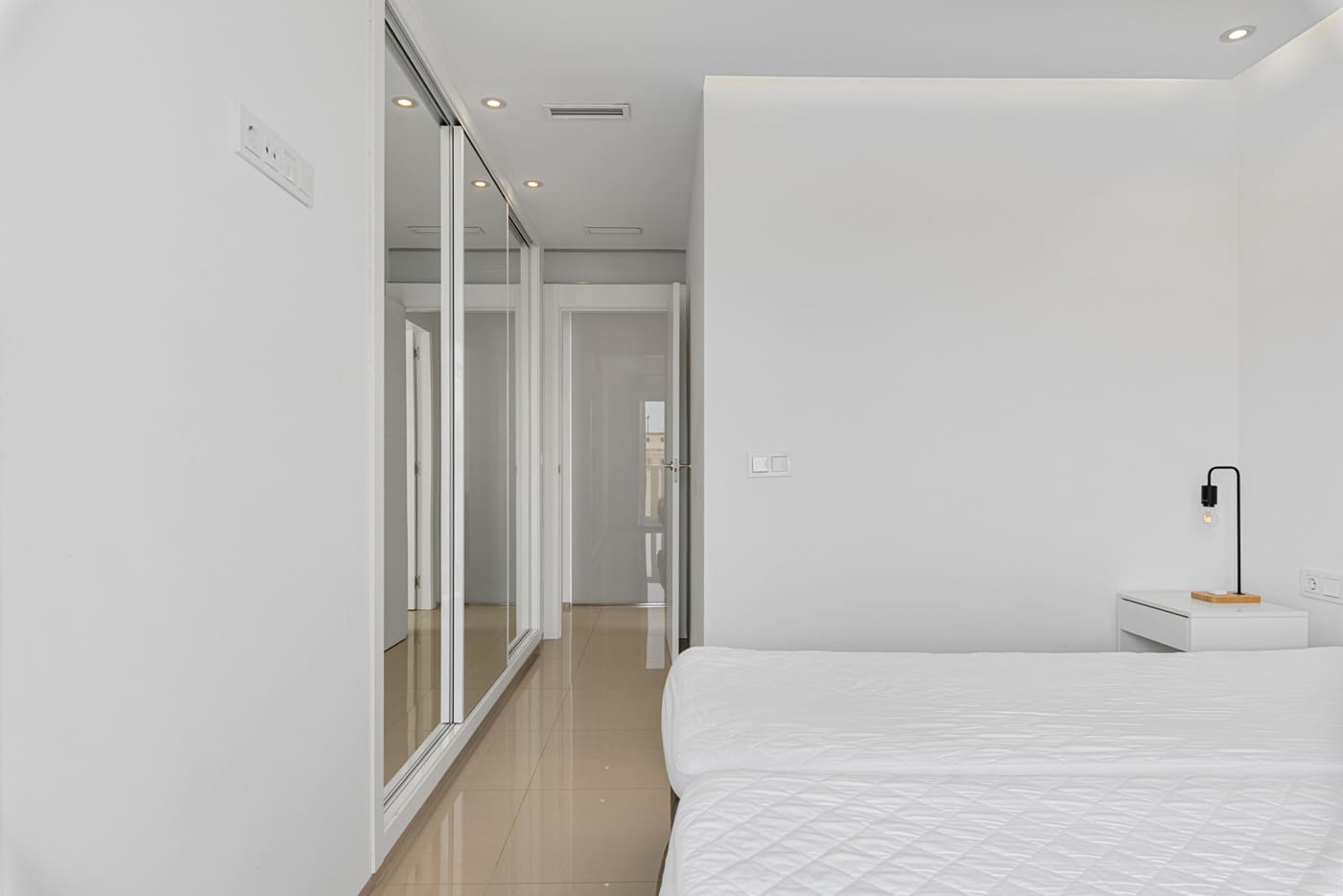 3 chambre Appartement à vendre à Dona Pepa - 350 000 € (Ref: 8797339)