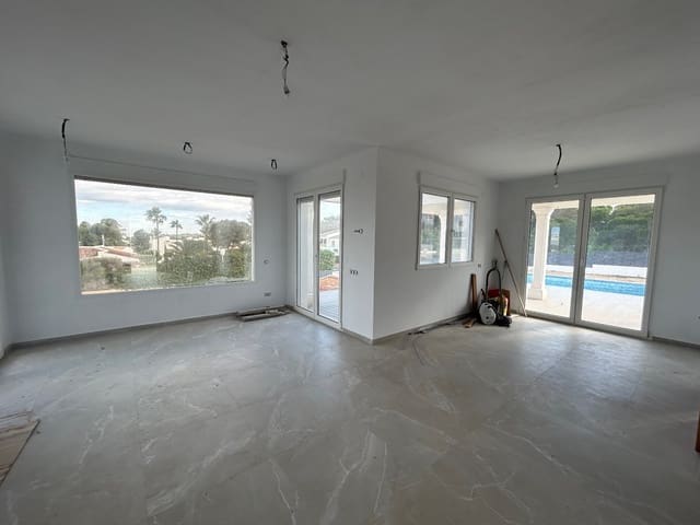 4 chambre Villa/Maison à vendre à Javea / Xàbia avec piscine - 1 275 000 € (Ref: 8805703)