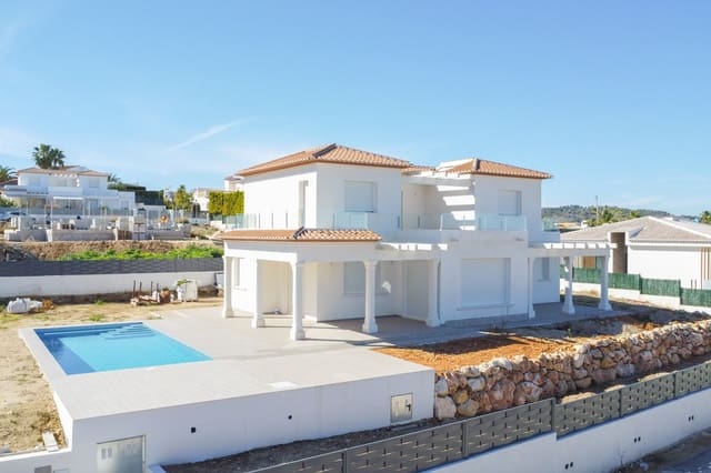 4 chambre Villa/Maison à vendre à Javea / Xàbia avec piscine - 1 275 000 € (Ref: 8805703)