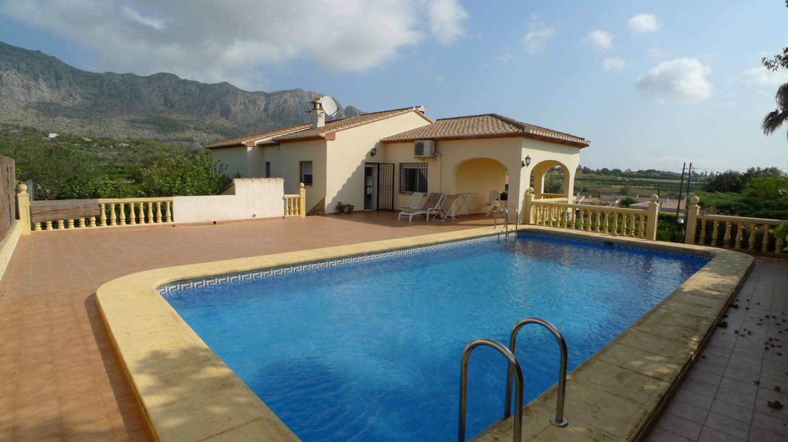 4 slaapkamer Finca/Landhuis te koop in Beniarbeig met zwembad - € 495.000 (Ref: 8813750)