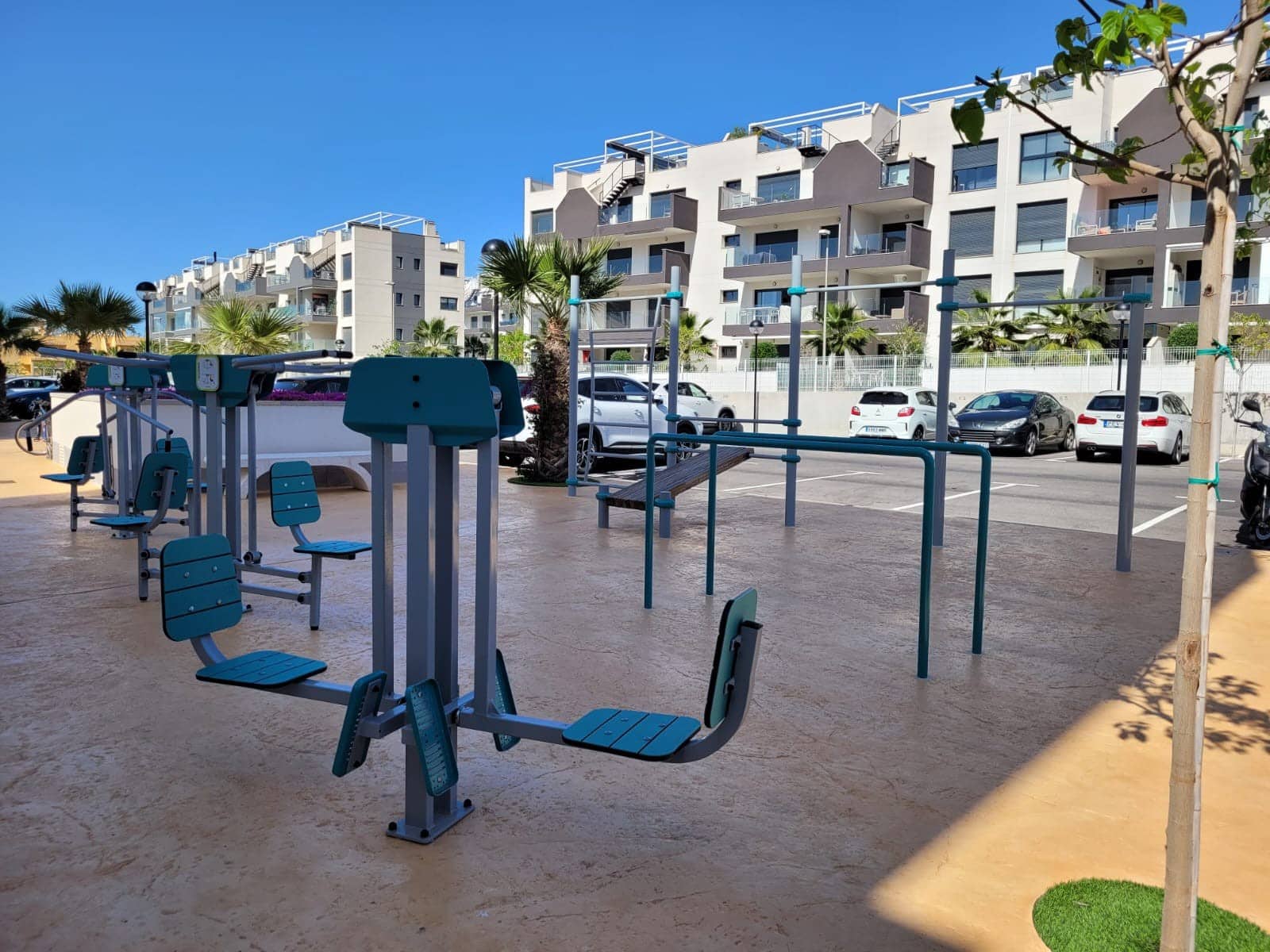   2 soveværelse   ferieLejlighed i Villamartin   med   swimmingpool  garage  - € 375 (Ref: 8840227)