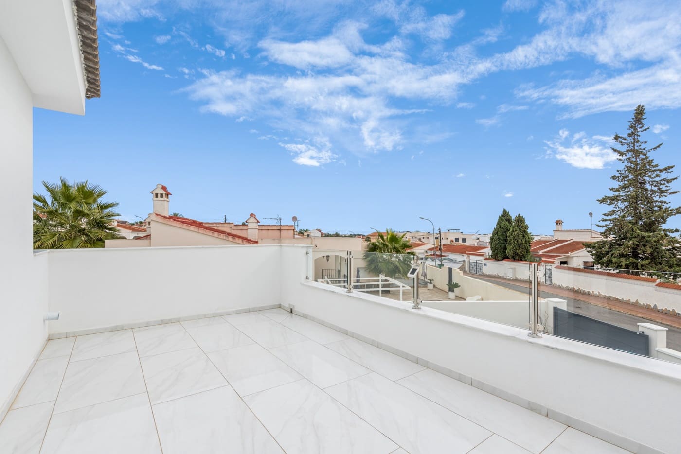 Chalet de 3 habitaciones en Ciudad Quesada en venta - 675.000 € (Ref: 8842905)