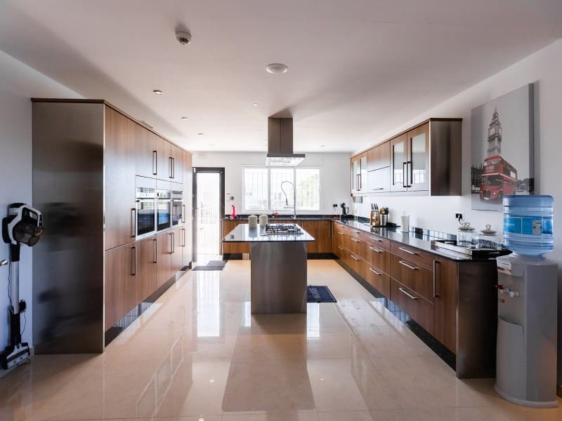 13 soverom Villa til salgs i Torrellano - € 2 000 000 (Ref: 8873810)