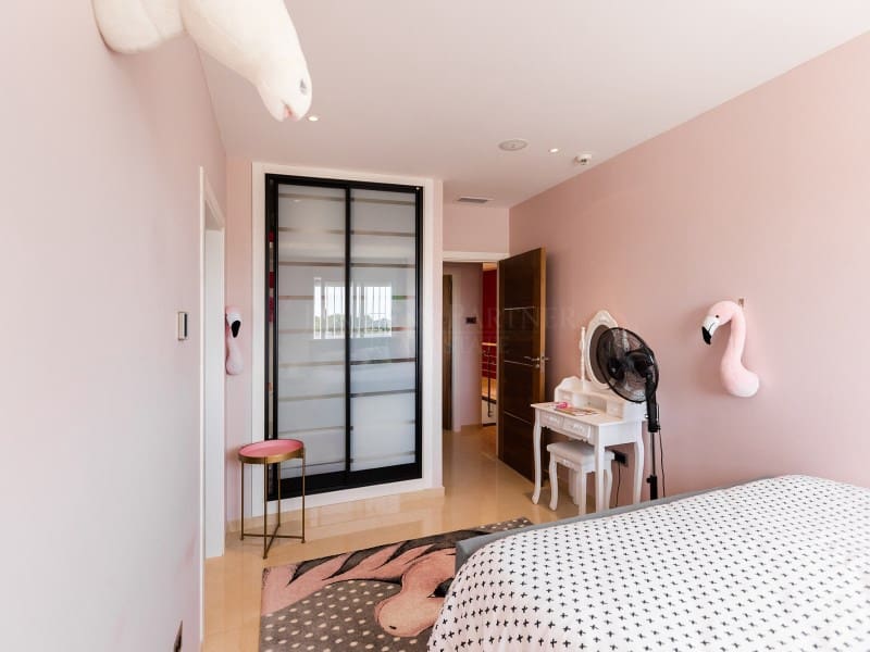 13 soverom Villa til salgs i Torrellano - € 2 000 000 (Ref: 8873810)