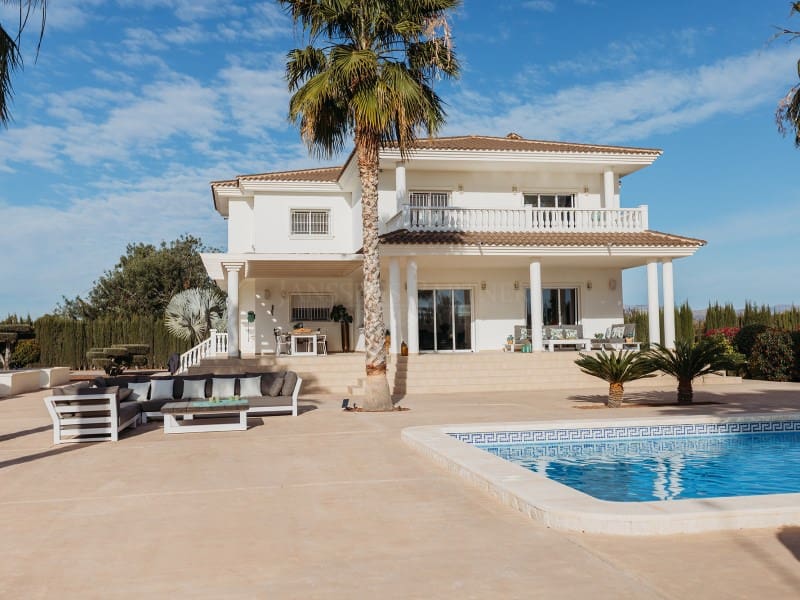 13 soverom Villa til salgs i Torrellano - € 2 000 000 (Ref: 8873810)