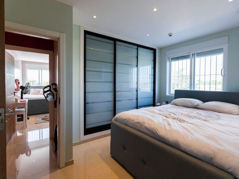 13 soverom Villa til salgs i Torrellano - € 2 000 000 (Ref: 8873810)