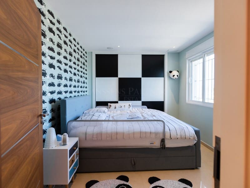 13 soverom Villa til salgs i Torrellano - € 2 000 000 (Ref: 8873810)