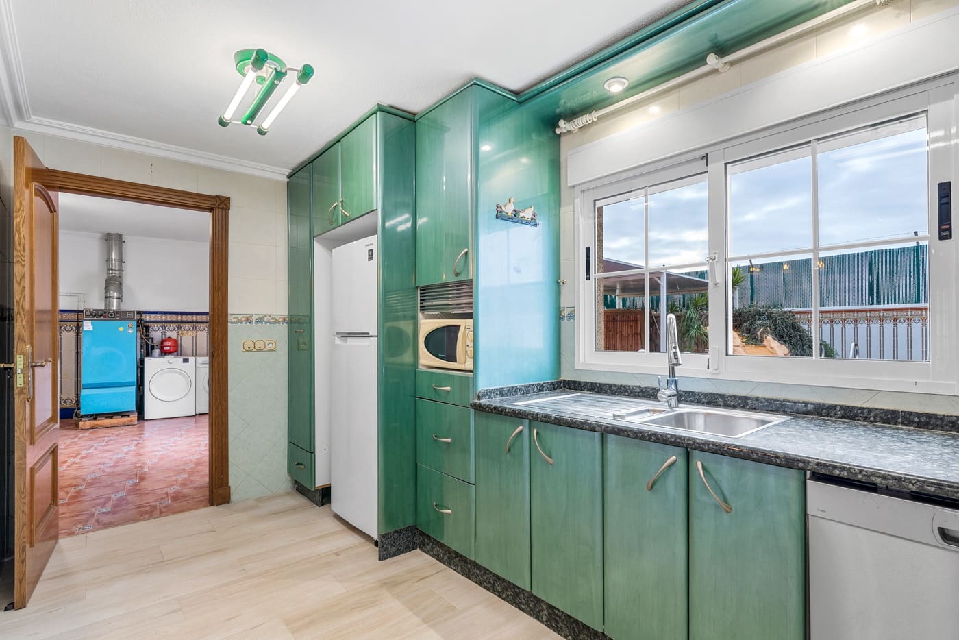 4 soverom Villa til salgs i Torrevieja - € 689 000 (Ref: 8873968)