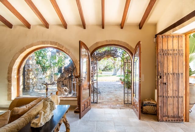 5 soveværelse Villa til salg i Javea / Xàbia med swimmingpool - € 1.399.000 (Ref: 8878238)