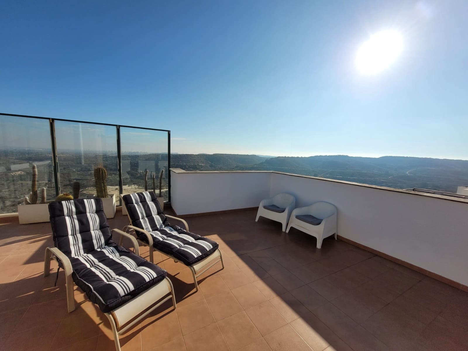 3 camera da letto Villa da affitare come casa vacanza in Ciudad Quesada con piscina - 700 € (Rif: 8878637)