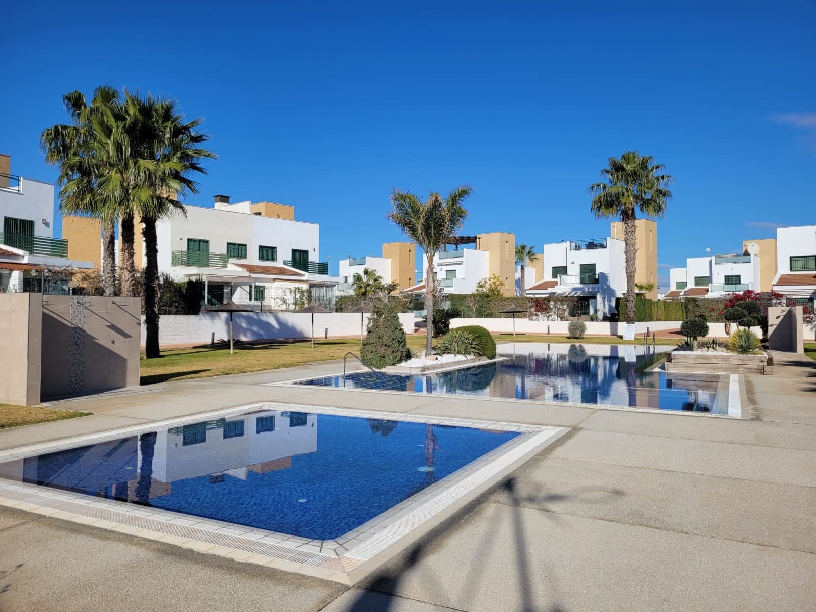 3 camera da letto Villa da affitare come casa vacanza in Ciudad Quesada con piscina - 700 € (Rif: 8878637)