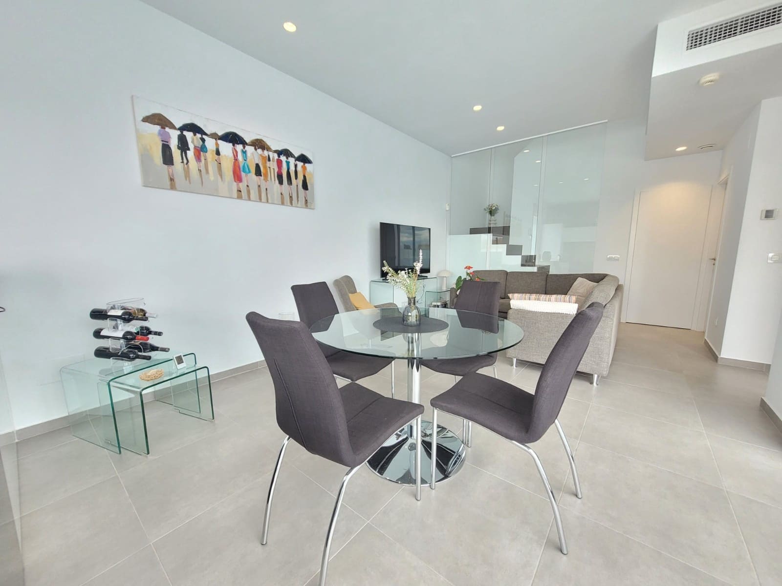 3 slaapkamer Villa voor vakantieverhuur in La Marina met zwembad garage - € 1.505 (Ref: 8880896)