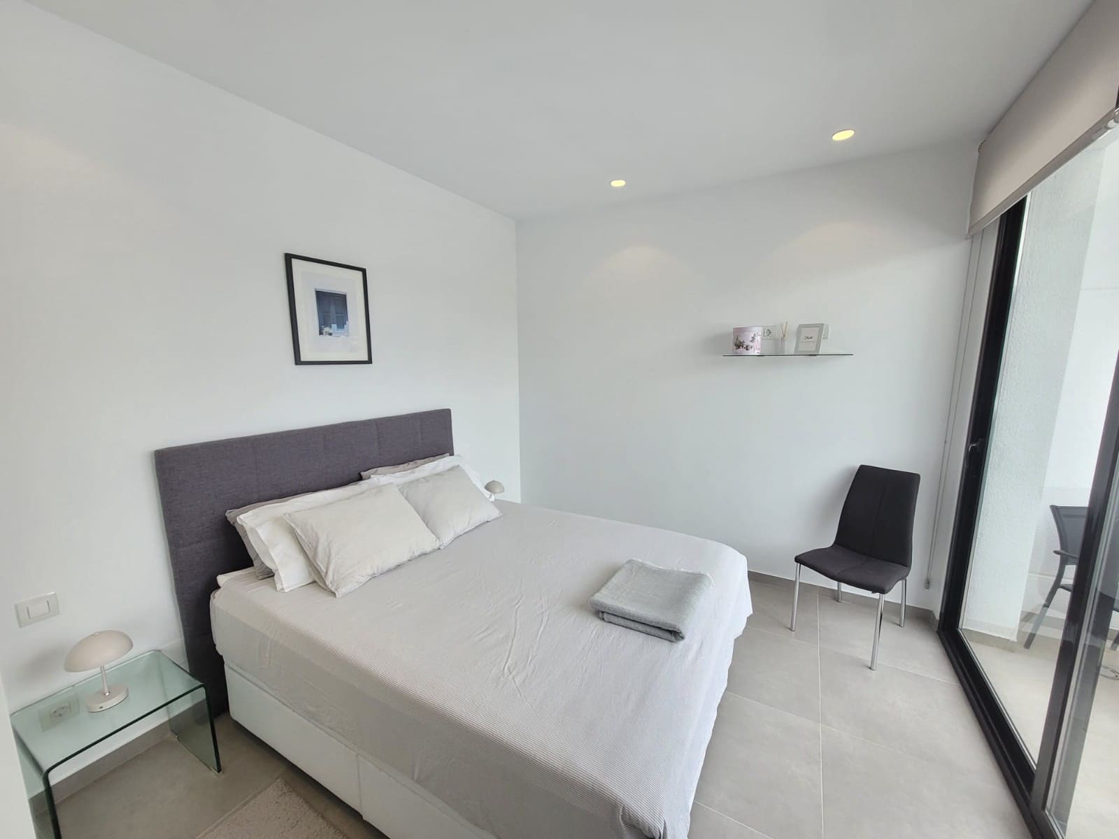 3 slaapkamer Villa voor vakantieverhuur in La Marina met zwembad garage - € 1.505 (Ref: 8880896)