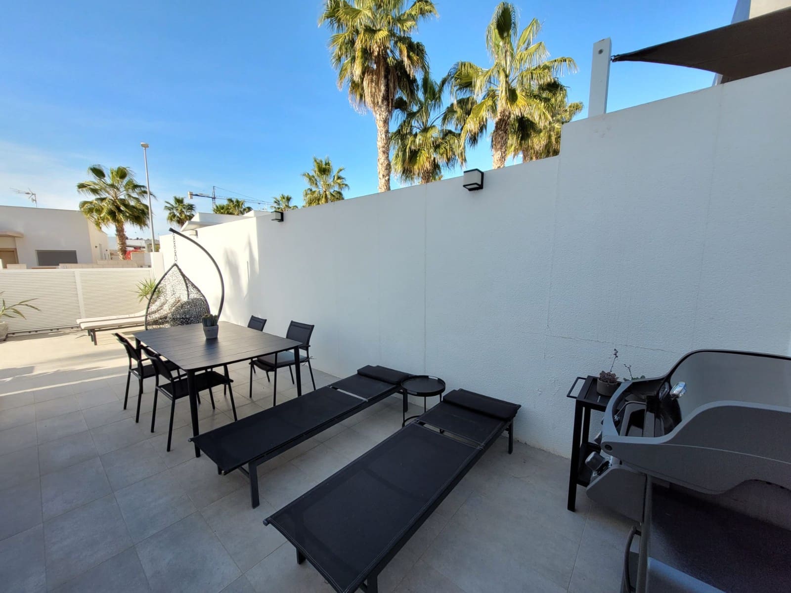 3 slaapkamer Villa voor vakantieverhuur in La Marina met zwembad garage - € 1.505 (Ref: 8880896)