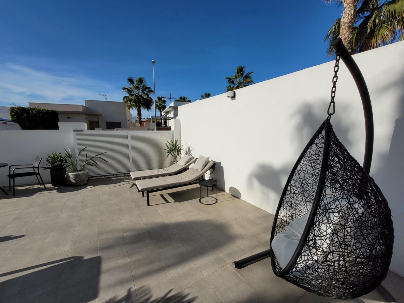 3 slaapkamer Villa voor vakantieverhuur in La Marina met zwembad garage - € 1.505 (Ref: 8880896)