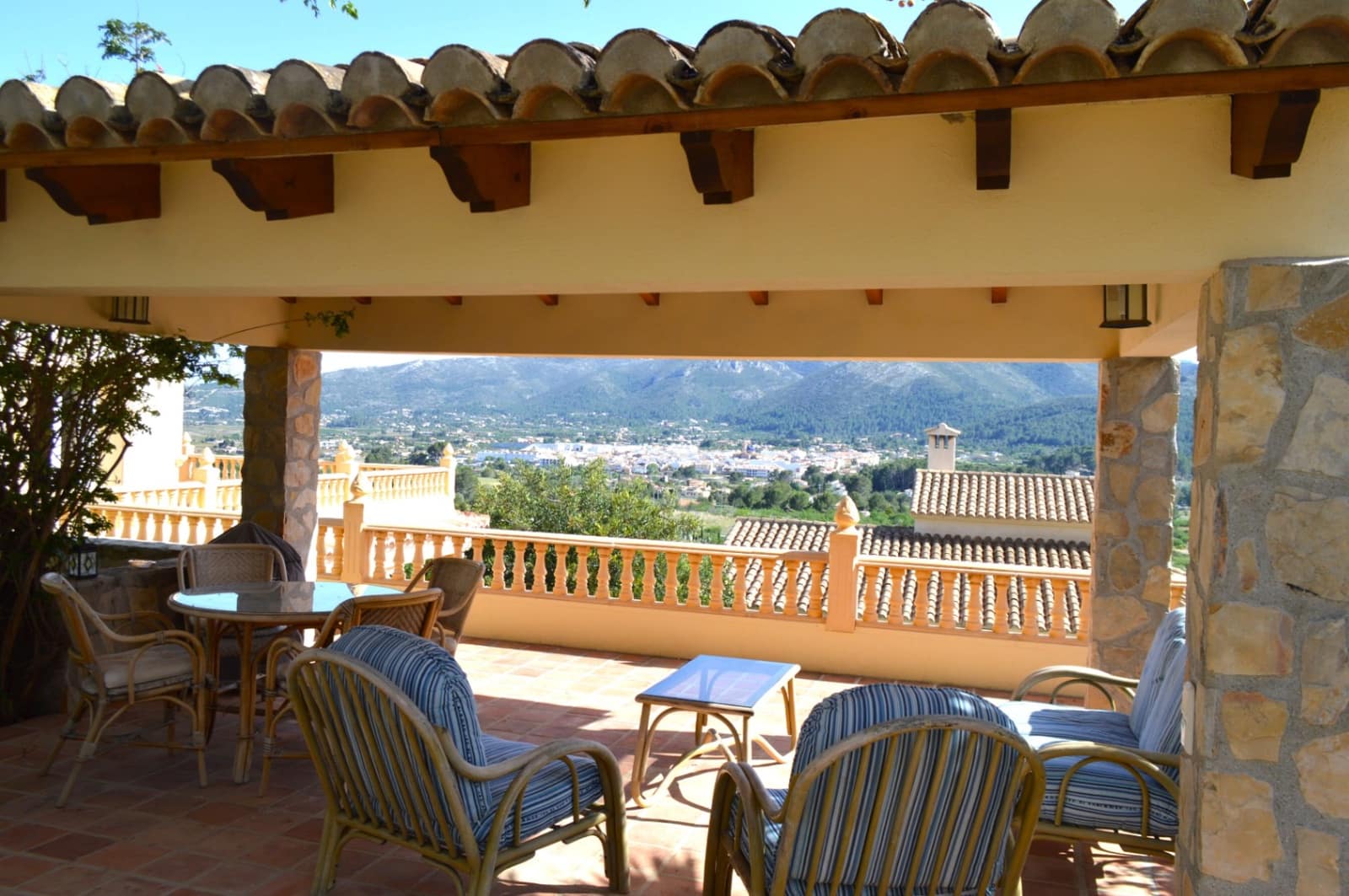 3 soveværelse Villa til salg i Jalon / Xalo med swimmingpool - € 595.000 (Ref: 8896235)