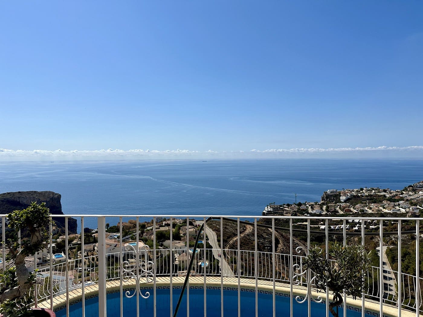 3 soveværelse Villa til salg i Moraira med swimmingpool - € 695.000 (Ref: 8898097)