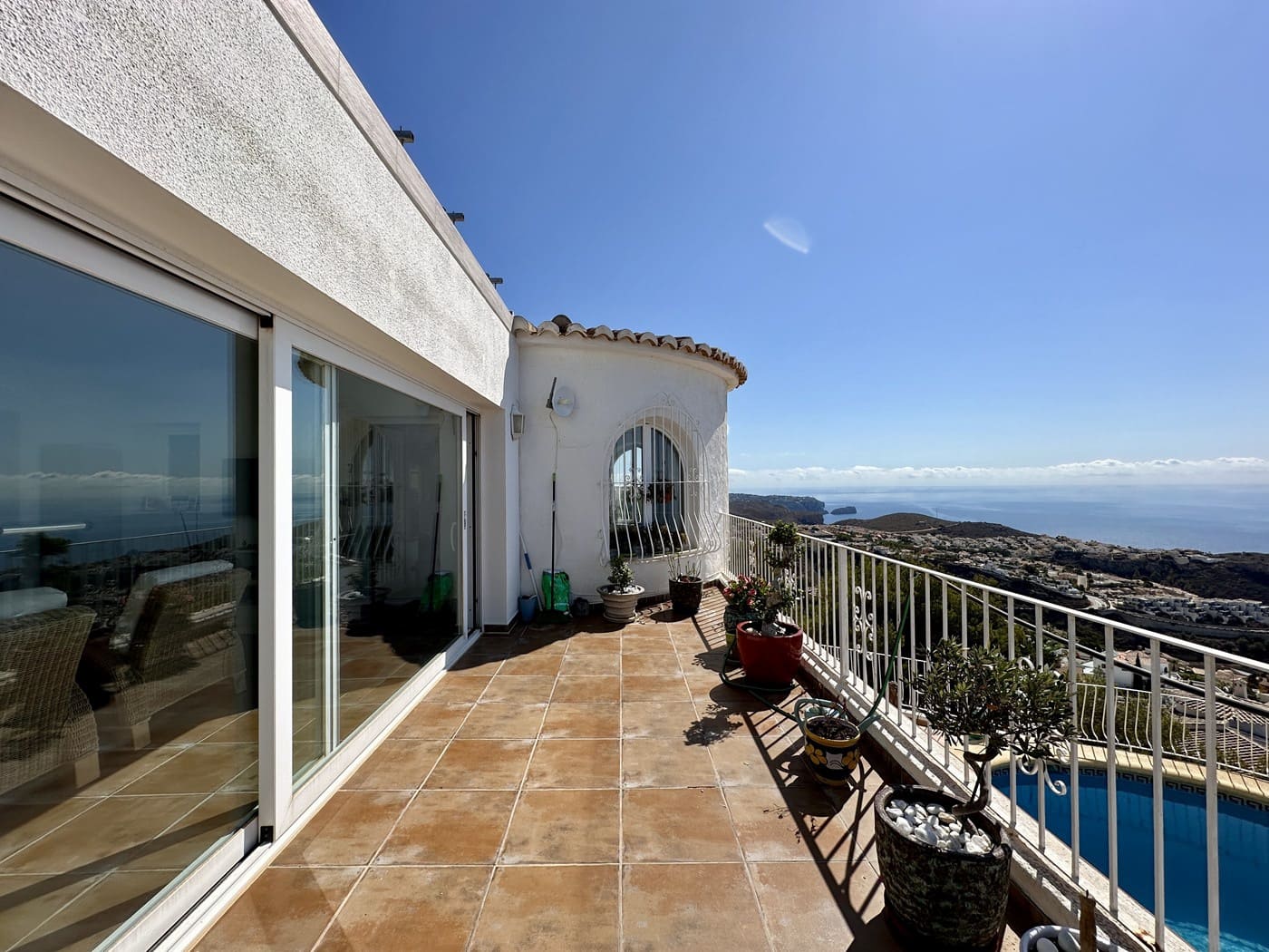 3 soveværelse Villa til salg i Moraira med swimmingpool - € 695.000 (Ref: 8898097)