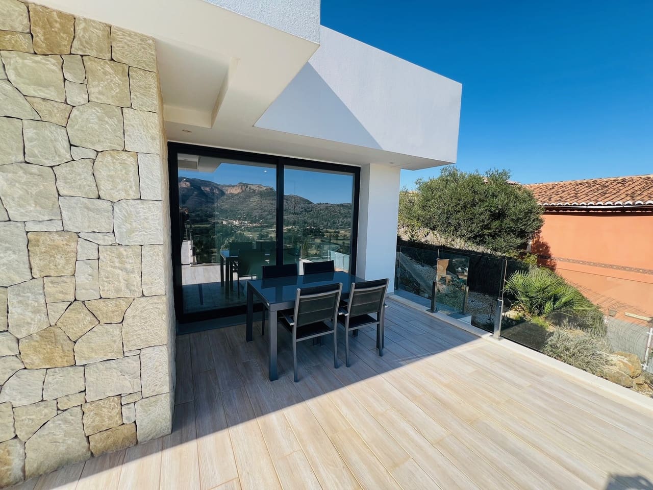 Chalet de 5 habitaciones en Dénia en venta con piscina - 1.300.000 € (Ref: 8899680)