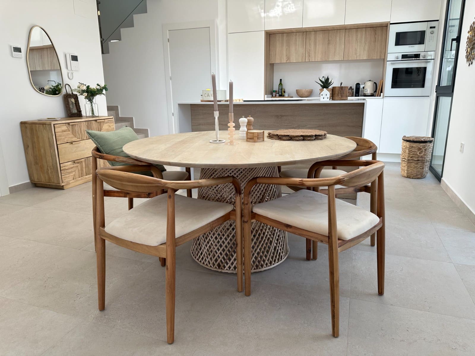 3 slaapkamer Villa voor vakantieverhuur in Benijofar met zwembad garage - € 1.120 (Ref: 8904053)