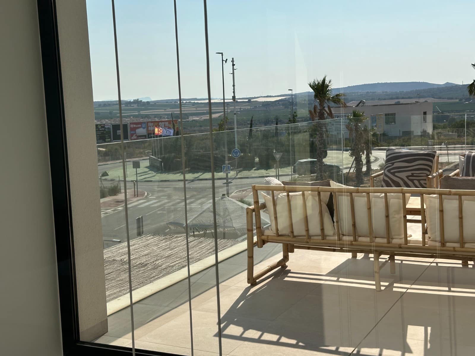 3 slaapkamer Villa voor vakantieverhuur in Benijofar met zwembad garage - € 1.120 (Ref: 8904053)