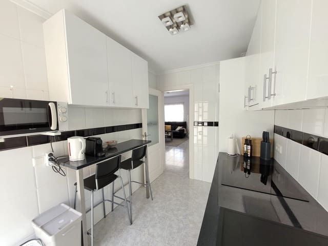 3 bedroom Townhouse for holiday rental in Ciudad Quesada, Rojales with pool - € 525 (Ref: 8904126)