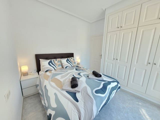 3 bedroom Townhouse for holiday rental in Ciudad Quesada, Rojales with pool - € 525 (Ref: 8904126)