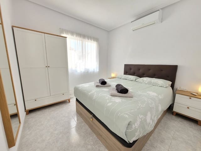 3 bedroom Townhouse for holiday rental in Ciudad Quesada, Rojales with pool - € 525 (Ref: 8904126)