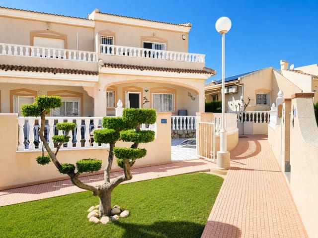3 Zimmer Ferienhaus in Ciudad Quesada, Rojales mit Pool - 525 € (Ref: 8904126)