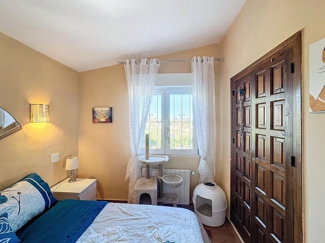 Chalet de 2 habitaciones en Moraira, Teulada-Moraira en venta con piscina - 420.000 € (Ref: 8905035)