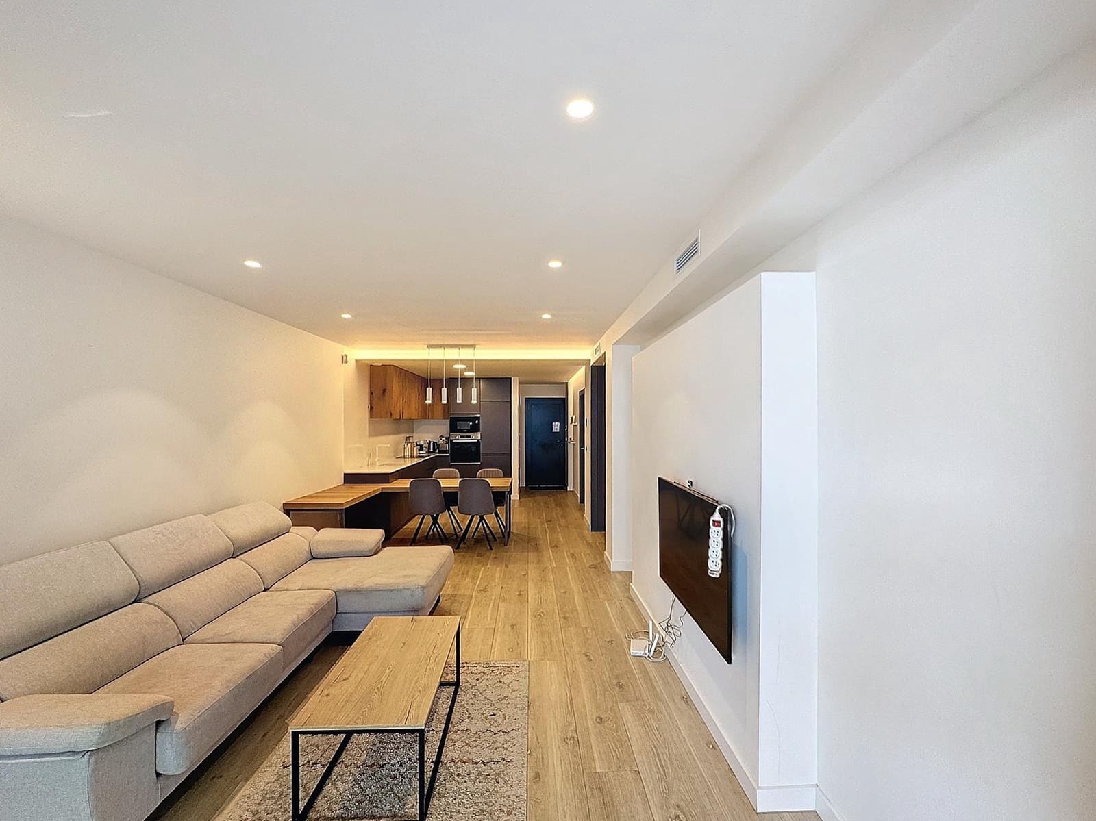 2 soveværelse Lejlighed til salg i Moraira med swimmingpool - € 355.000 (Ref: 8909642)