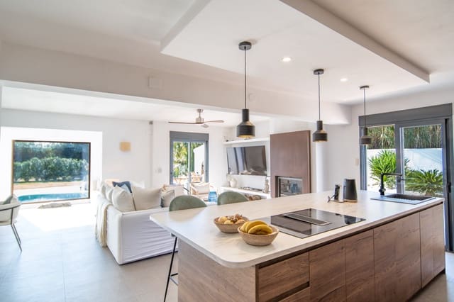 4 soveværelse Finca/Landehus til salg i Javea / Xàbia med swimmingpool - € 995.000 (Ref: 8912702)