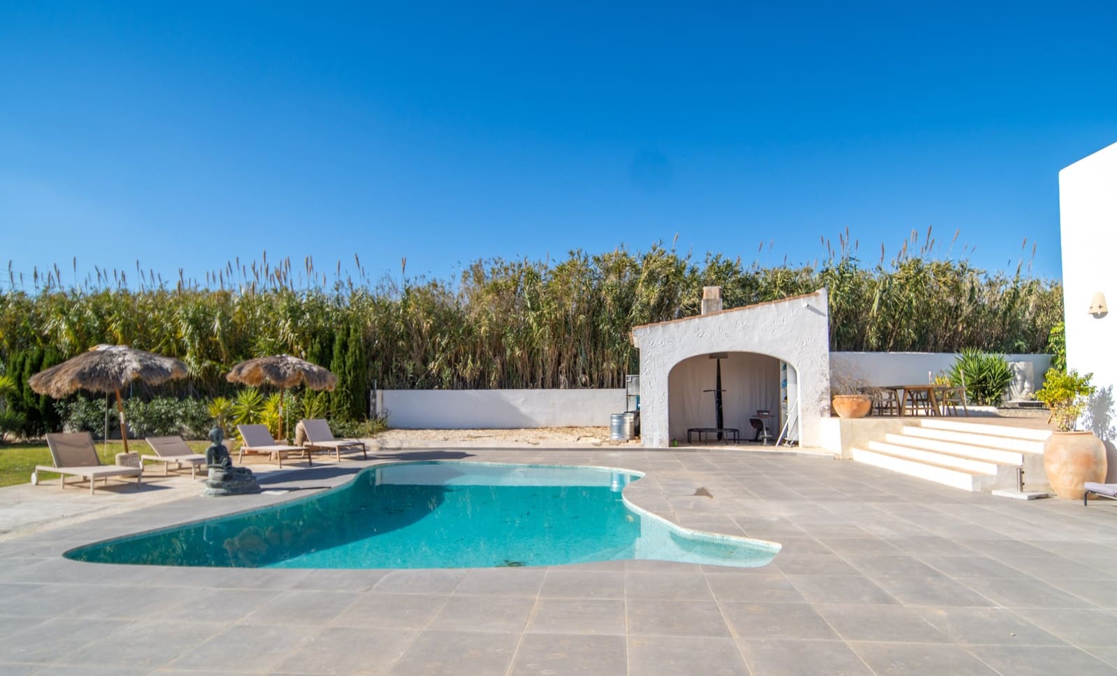 4 soveværelse Finca/Landehus til salg i Javea / Xabia med swimmingpool - € 995.000 (Ref: 8912702)