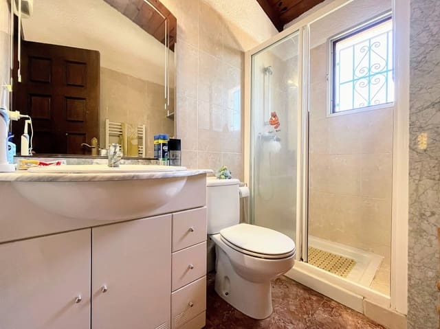 2 bedroom Semi-detached Villa for sale in Dénia - € 250,000 (Ref: 8920766)