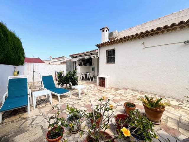 2 bedroom Semi-detached Villa for sale in Dénia - € 250,000 (Ref: 8920766)