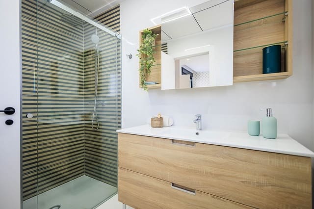 3 slaapkamer Halfvrijstaande villa te koop in Pilar de la Horadada met zwembad garage - € 369.000 (Ref: 8921063)