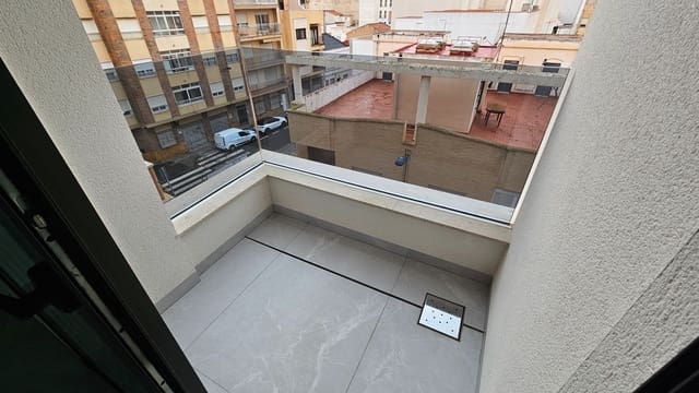 Apartamento de 2 habitaciones en Torrevieja en venta con piscina - 334.900 € (Ref: 8929767)