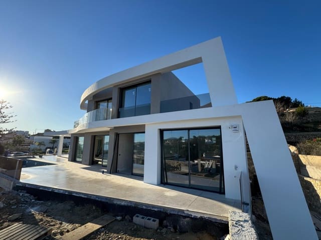 4 makuuhuone Huvila myytävänä paikassa Benissa mukana uima-altaan - 3 195 000 € (Ref: 8929769)