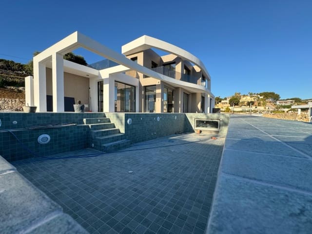 4 makuuhuone Huvila myytävänä paikassa Benissa mukana uima-altaan - 3 195 000 € (Ref: 8929769)