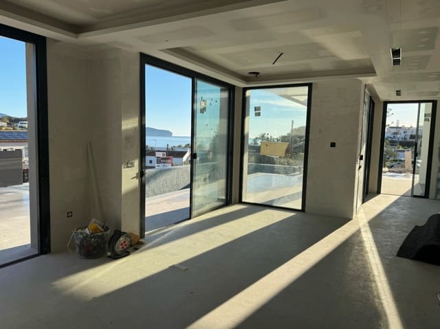 4 makuuhuone Huvila myytävänä paikassa Benissa mukana uima-altaan - 3 195 000 € (Ref: 8929769)