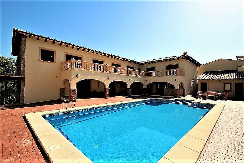 9 slaapkamer Finca/Landhuis te koop in Jalon / Xalo met zwembad - € 999.000 (Ref: 8953476)