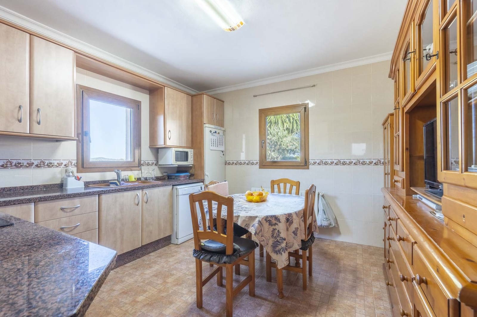 9 soverom Finca/Herregård til salgs i Benissa med svømmebasseng - € 680 000 (Ref: 8953477)